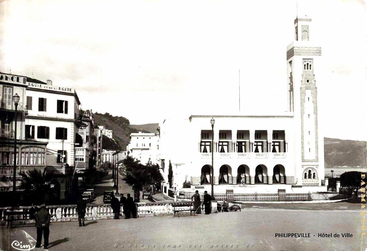 2536- Philippeville - Hotel de Ville.jpg